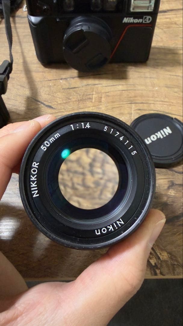 Nikon FE2 ＋ 50mm f/1.4 と Nikon L35AD セット