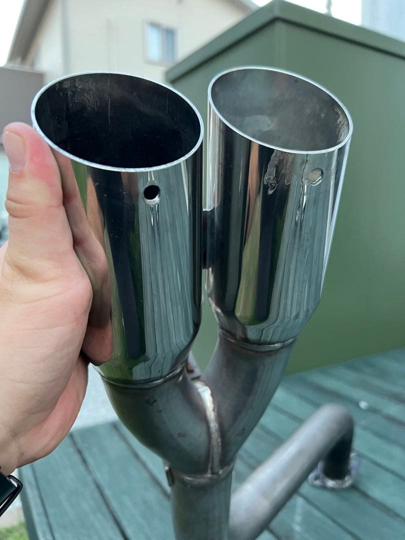 エッセ L235 ２本出し　センター出し　マフラー　デュアル