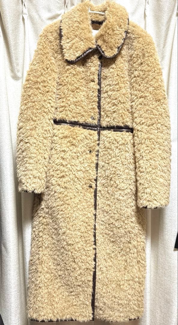 新品　今期完売　ZARA Limited Editionロングボアコート　S