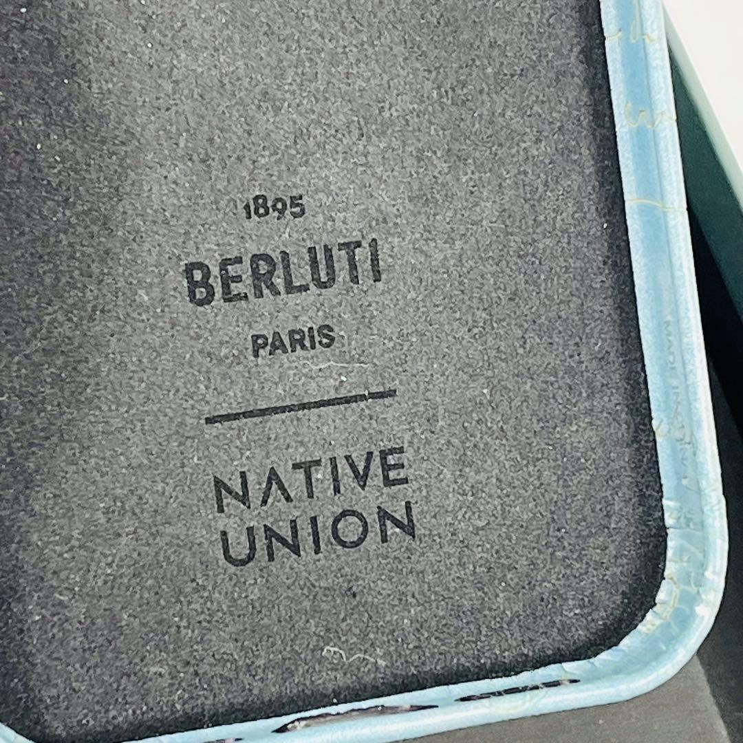 BERLUTI ベルルッティ　iPhone 15 Pro スクリットレザーケース