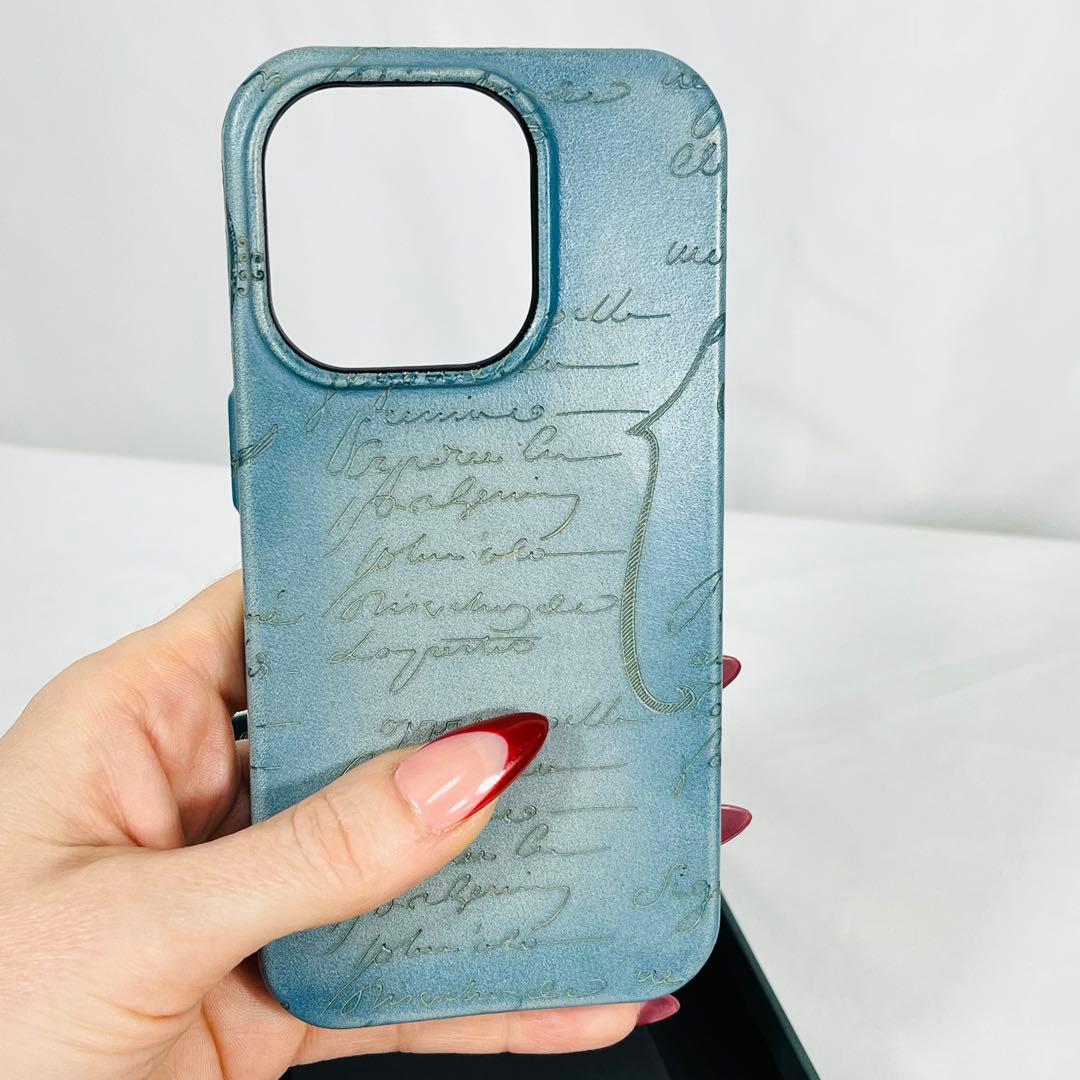 BERLUTI ベルルッティ　iPhone 15 Pro スクリットレザーケース