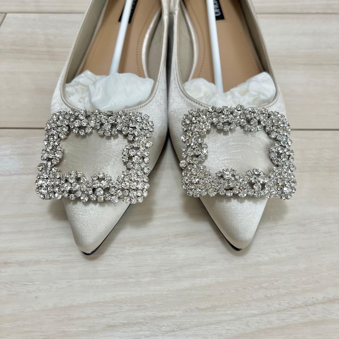 OHGA オーガ サテン ビジュー パンプス フラットシューズ アイボリー