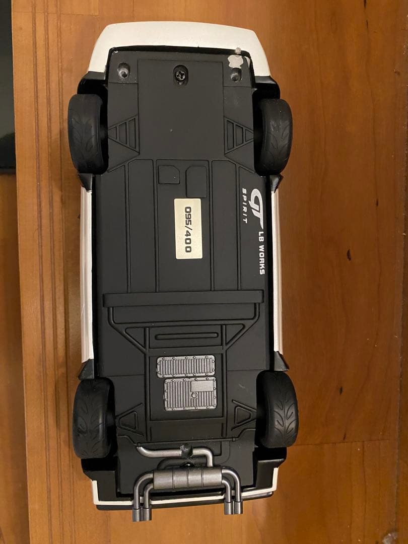 GTスピリットFerrari 308 GTB 1/18