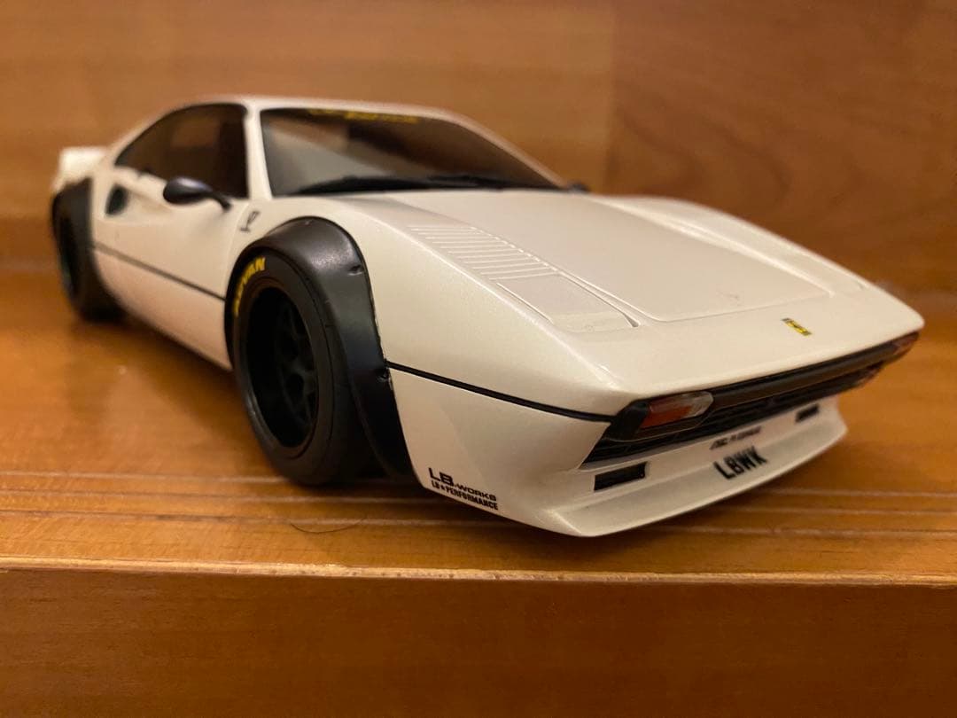 GTスピリットFerrari 308 GTB 1/18
