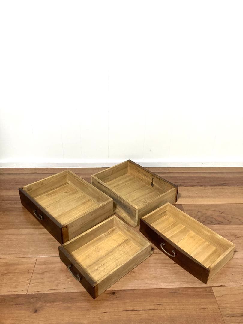 【メンテ済】佇まい良さげな収納棚　茶箪笥　上下分割可　高さ124cm