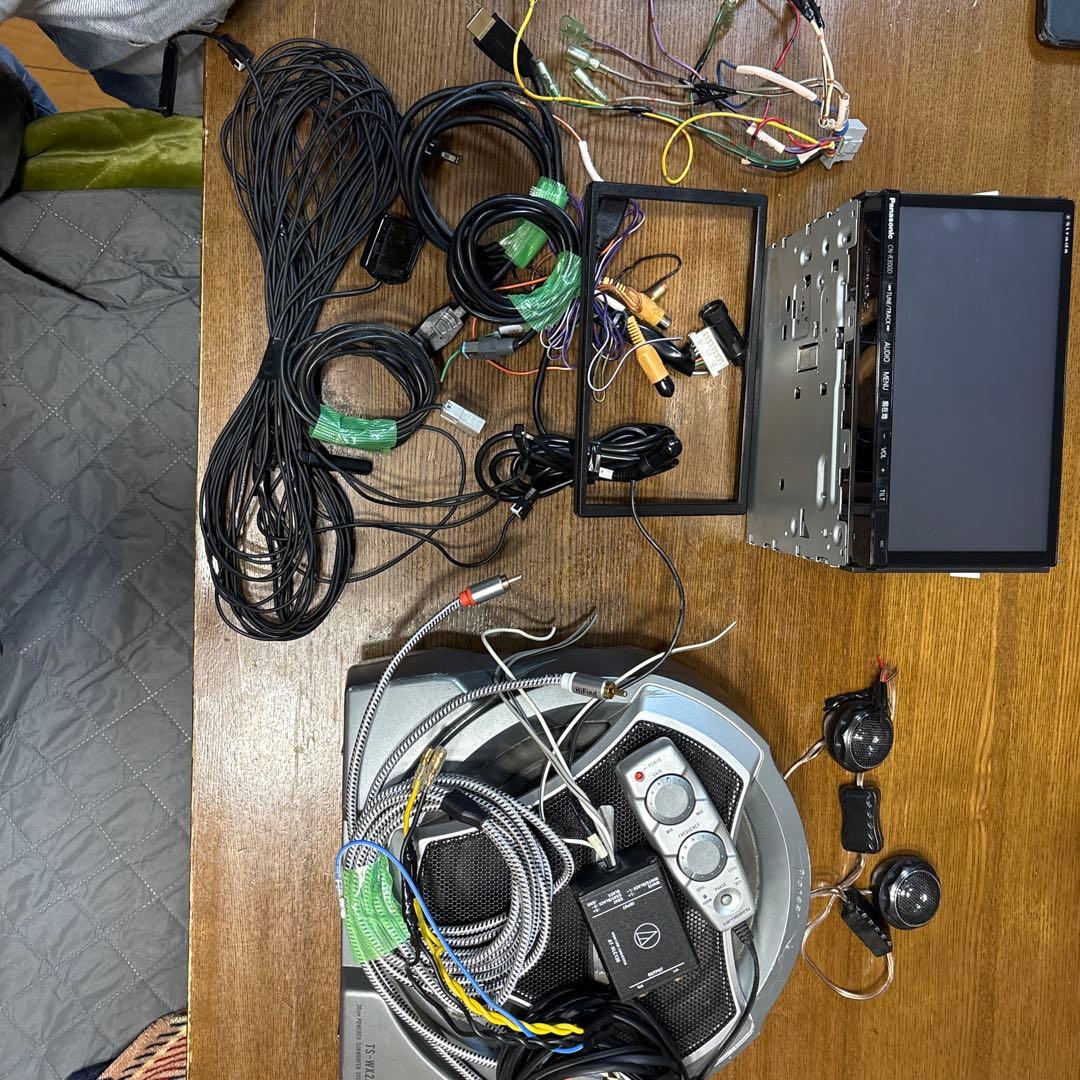 Panasonic CN-R300D カーナビとTS-WX22A 週末限定価格