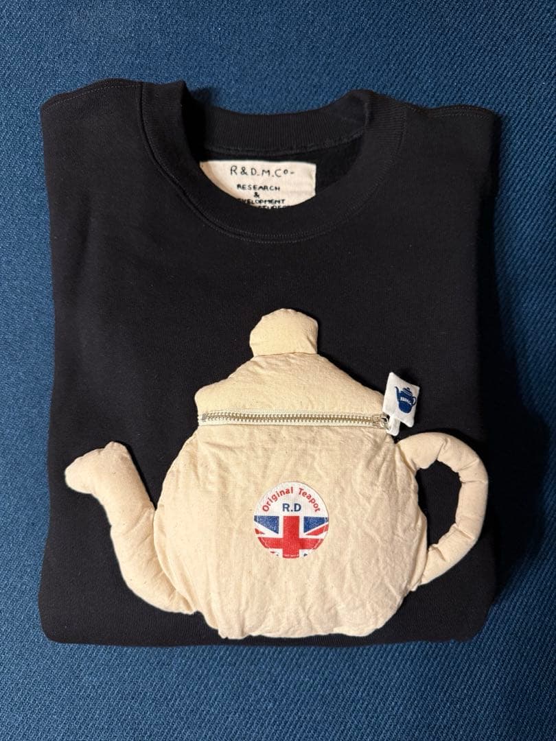 R&D.M.co- ティーポットポーチスウェット