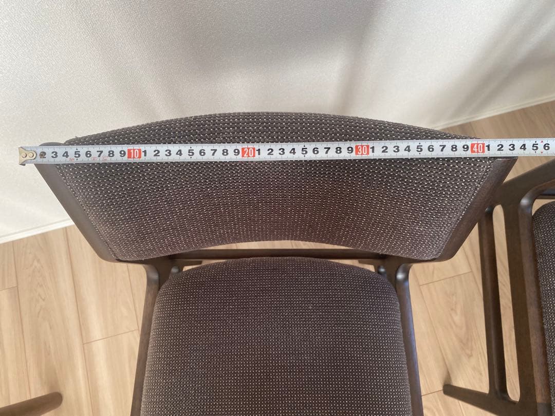 【送料込！カリモク60+】布張りダイニングチェア　安心の日本製