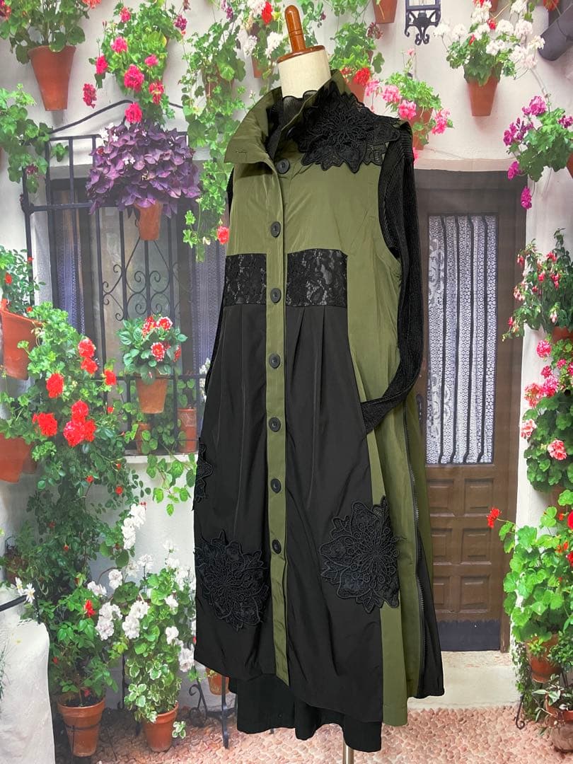 275新品BRILLANTE豪華お花レース付きストレッチロングベスト