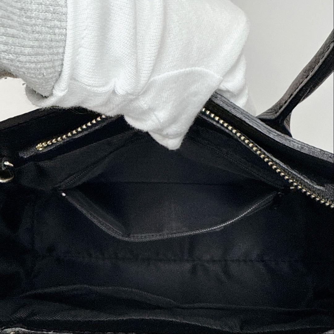 【極美品】AULENTTI トートバッグ　ショルダーバッグ　ベルト　ブラック