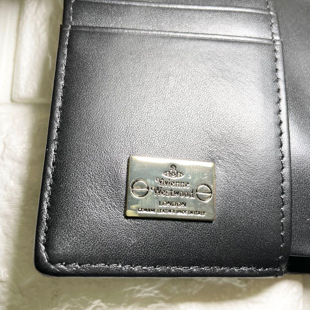【新品・未使用】ヴィヴィアンウエストウッド　三つ折財布　ブラック