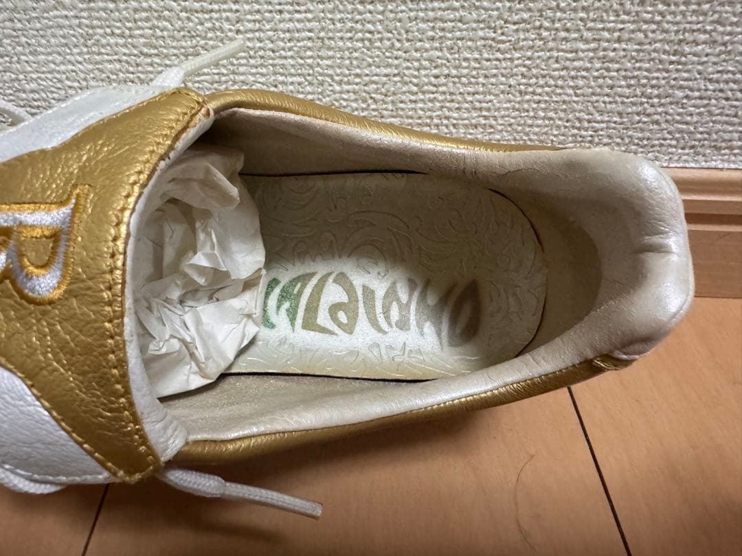 Nike エアレジェンド・スパイク ホワイト/ゴールド