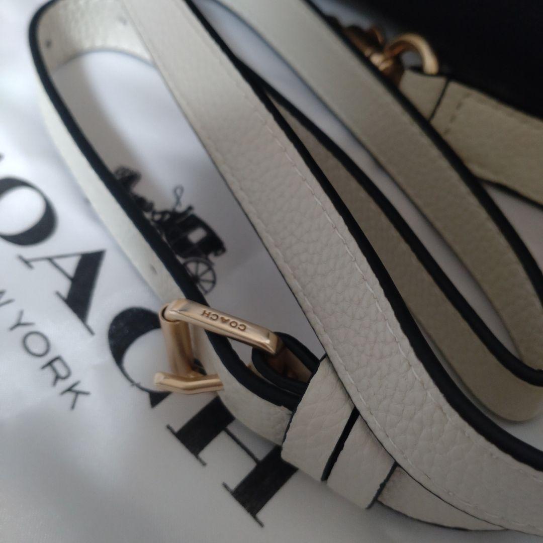 COACH ショルダーバッグ　デンプシー デニム シグネチャー　コーチ保存袋付き