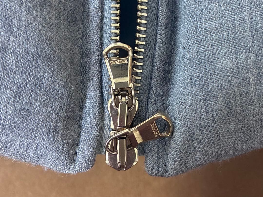 りくTATRAS　ファー　ダウンベスト　サイズ03 L グレー　ハンガー