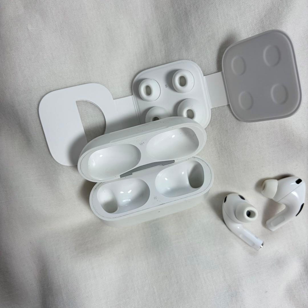 AirPods Pro第2世代Lightningモデル イヤーチップ付き