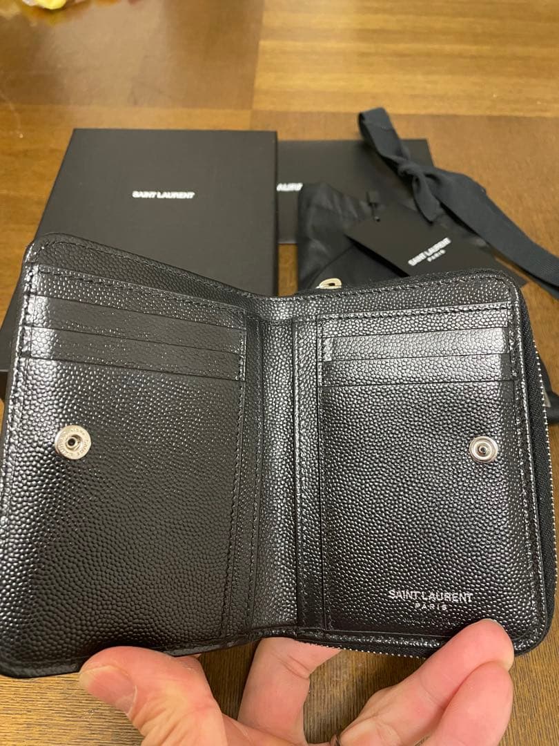 SAINT LAURENT 2つ折り財布　サンローラン