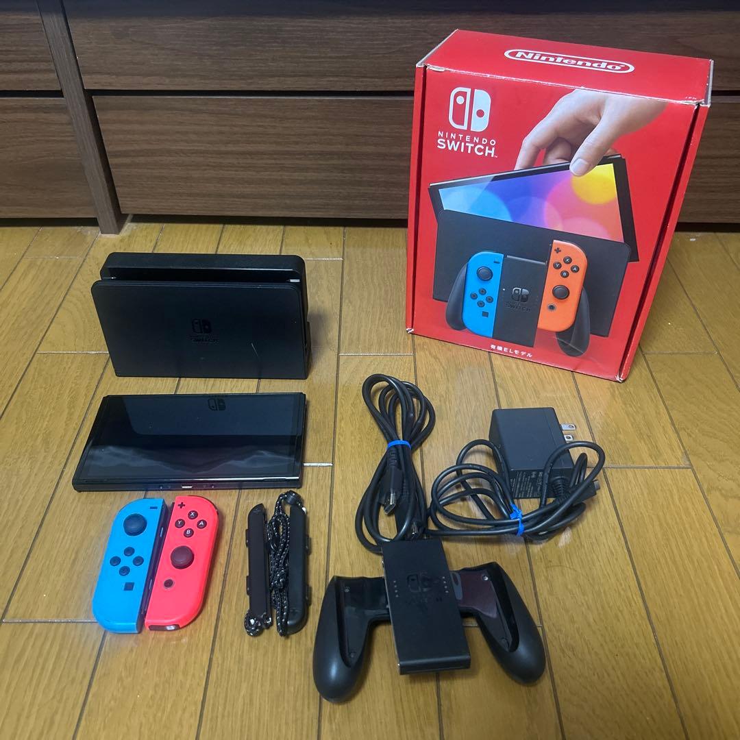 ス*テ様 Nintendo Switch 本体 ネオンブルー・ネオンレッド