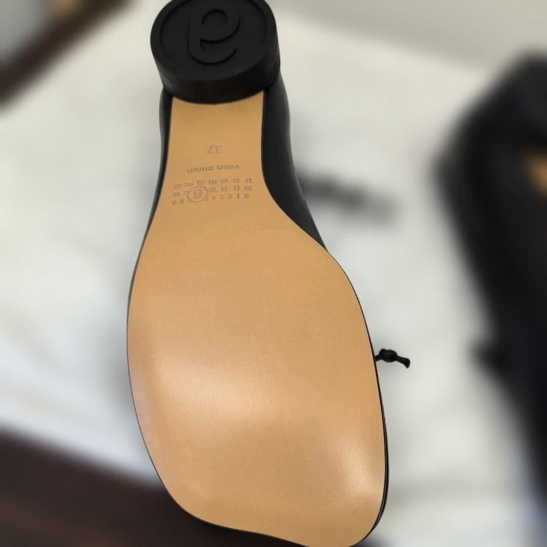 Maison Margiela MM6 ブラックフラットシューズ