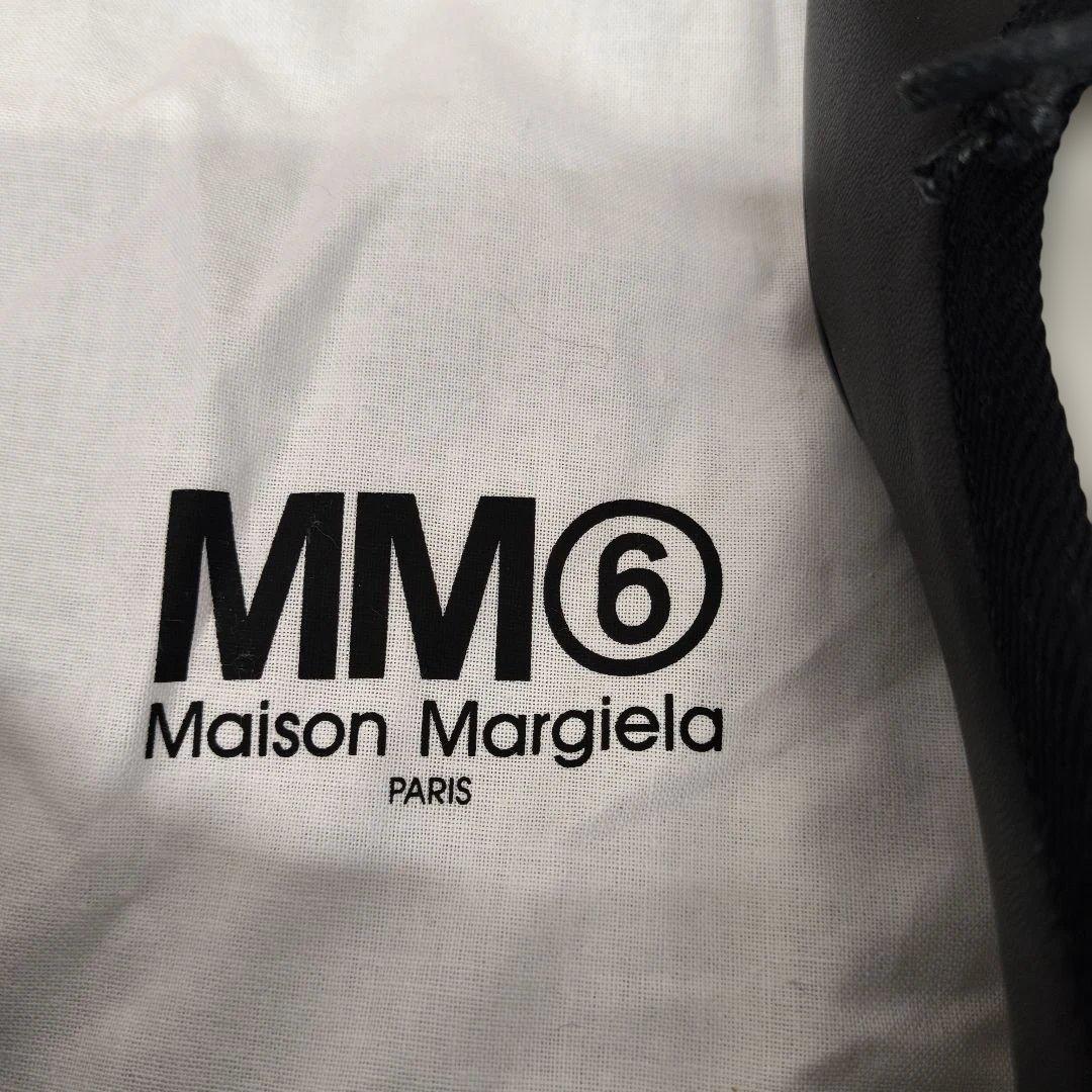 Maison Margiela MM6 ブラックフラットシューズ
