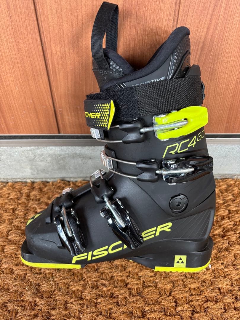 FISCHER フィッシャー RC4 60 JR. スキーブーツ 22.5cm