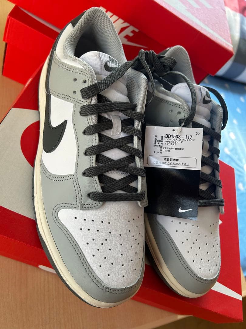 Nike D1503-117 シューズ グレー/ホワイト