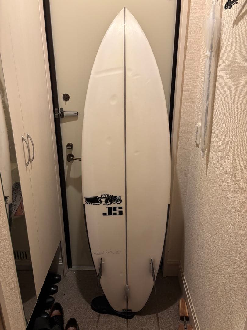 JS ショートボード 6'1 ブラックボックス