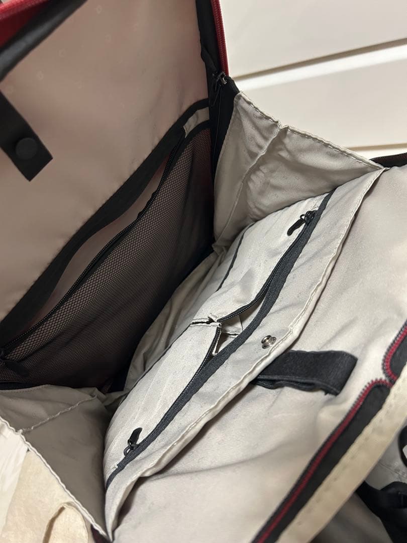 Lojel Cubo S スーツケース　機内持ち込み バーガンディ　赤