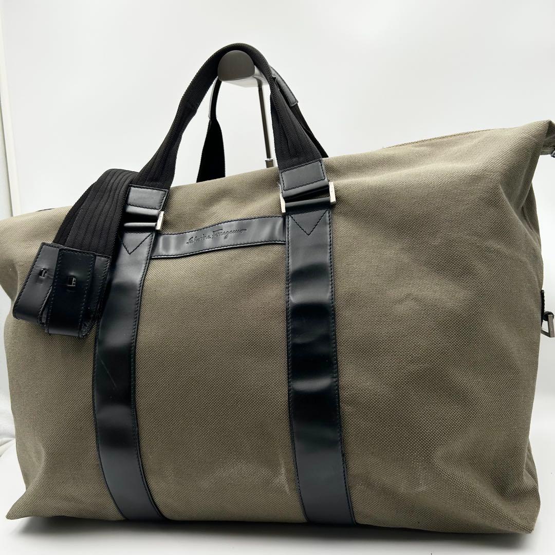 希少✨ フェラガモ ボストンバッグ 2way レザー 斜め掛け 大容量 ロゴ