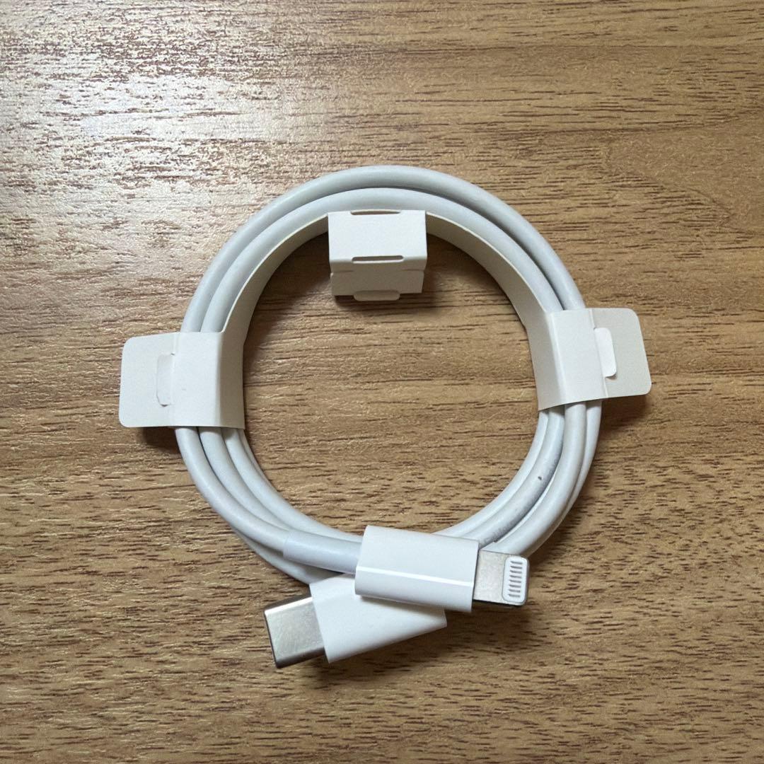 iPhone SE第2世代　64GB ホワイト