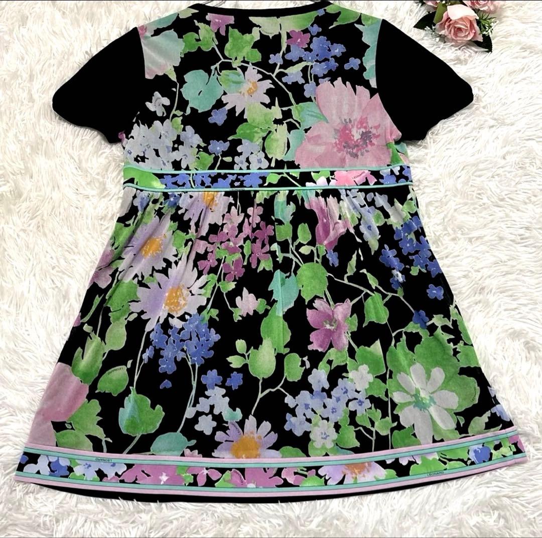 【新品タグ付き】レオナール　カンカン素材　フラワープリント 半袖　チュニック