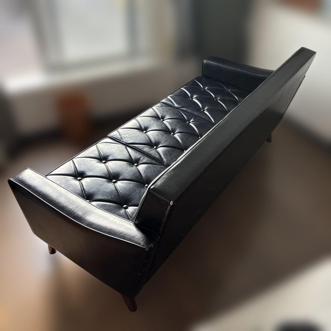 カモメ　カリモク60 ロビーチェア　黒　3シーター