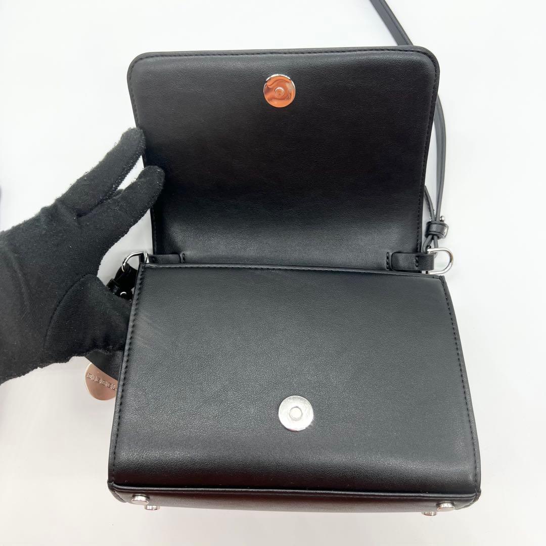 入手困難✨DIESEL　ショルダーバッグ　ハート　レザー　ブラック　Dロゴ　希少