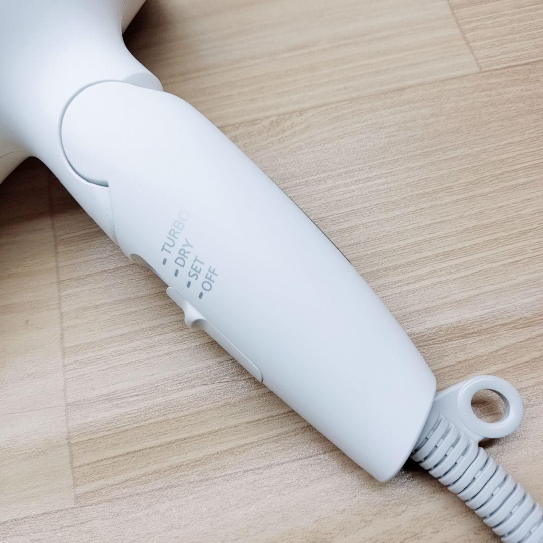 ほぼ未使用品⚡️Panasonic ナノケア ドライヤー EH-NA0G