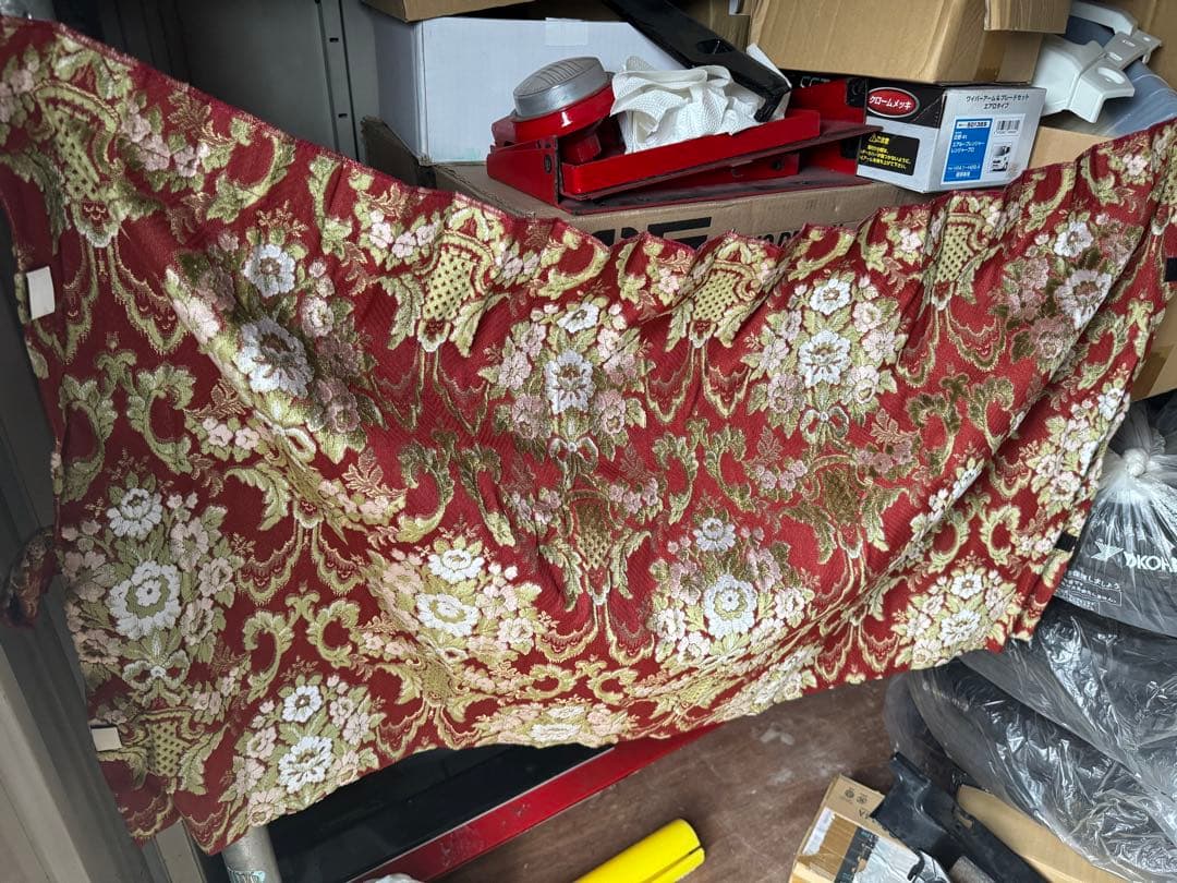 金華山　カーテン