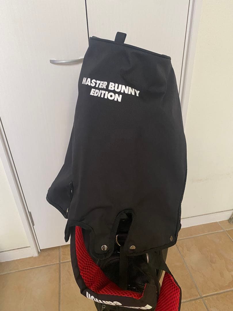 MASTER BUNNY EDITION キャディバッグ レッド/ブラック