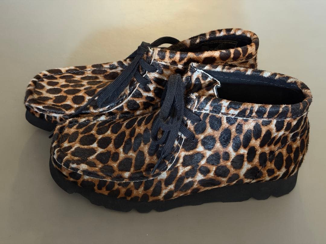 【新品】Clarks Originals WALLABEE BOOTレオパード柄
