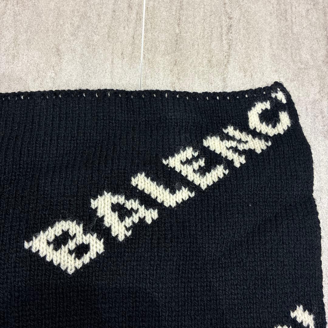 BALENCIAGA ロゴニットマフラー
