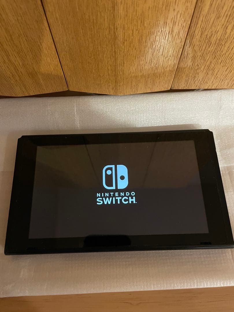 曇*様 Nintendo Switch 本体のみ 通常モデル