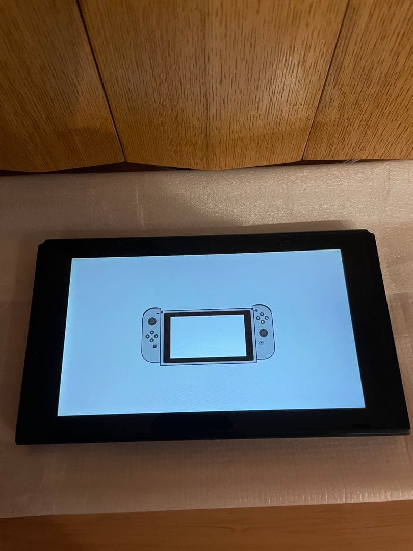 曇*様 Nintendo Switch 本体のみ 通常モデル