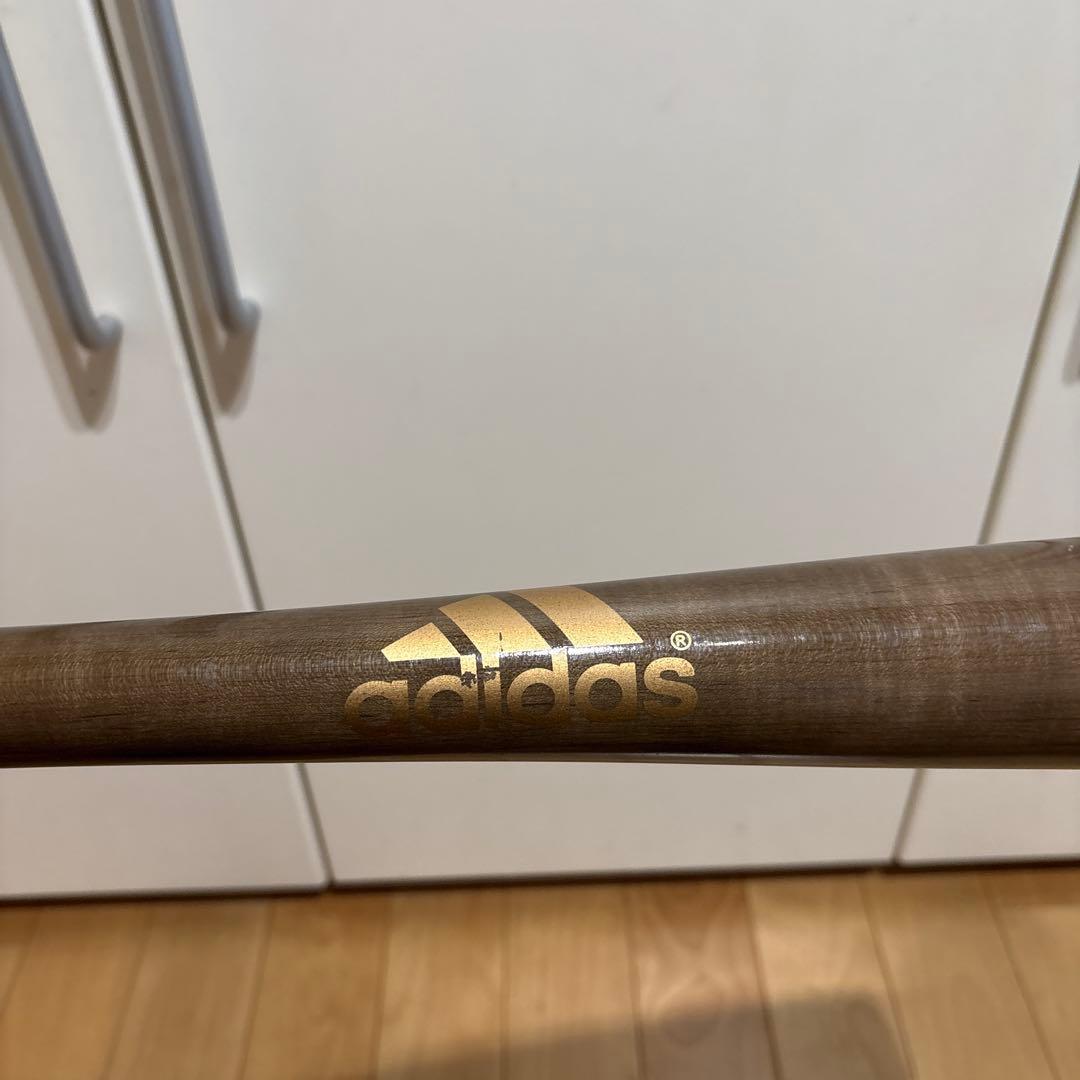 プロ野球選手　木製バット