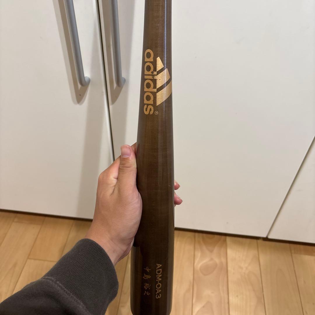 プロ野球選手　木製バット