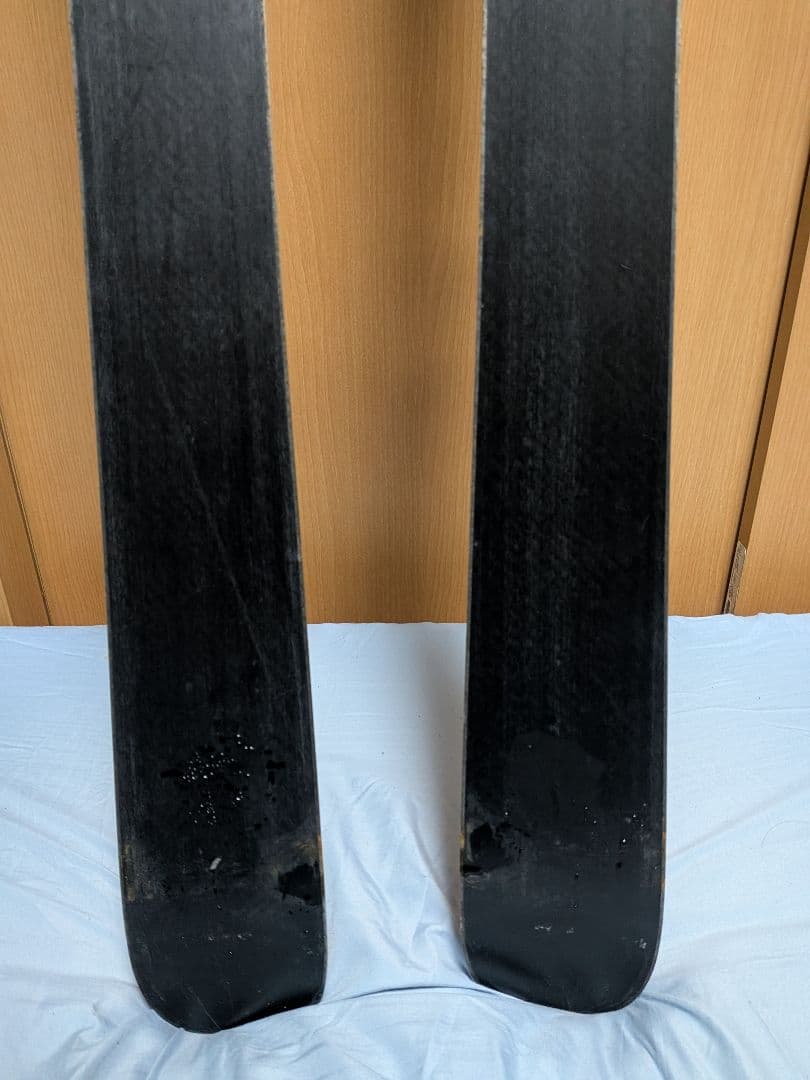 スキー ATOMIC VANTAGE V8 RIVAL 181cm R16/17m