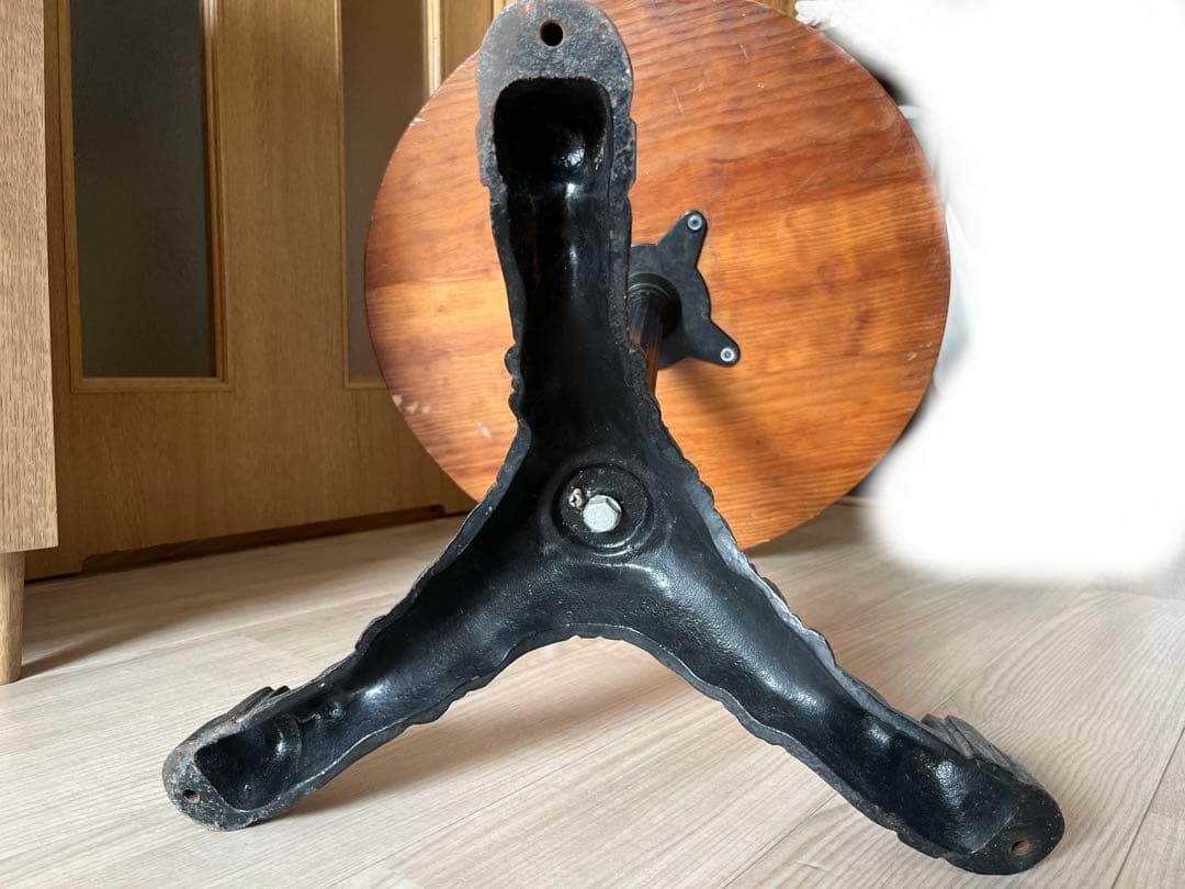 木製ラウンドテーブル アイアン脚 直径70cm アンティーク