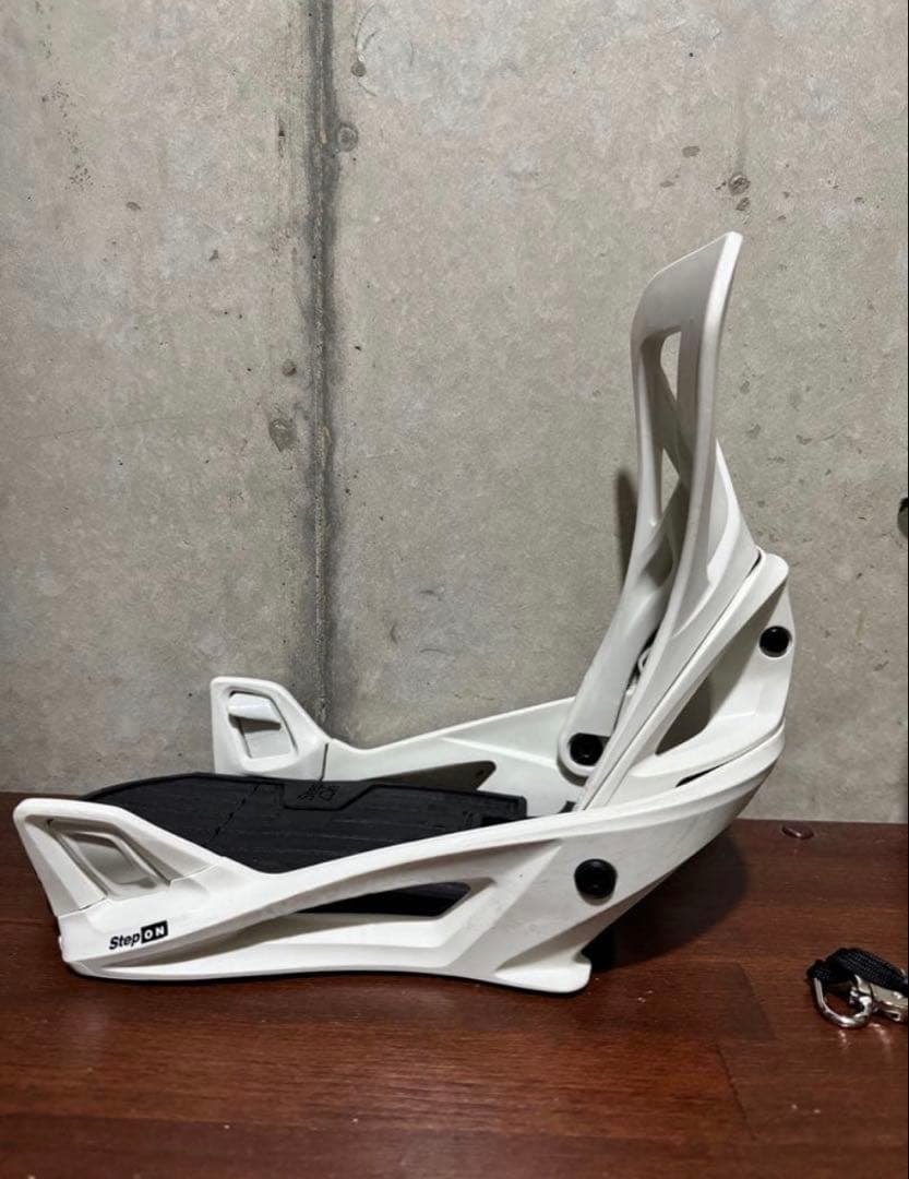 Burton Step On ビンディング ホワイト 21-22 Mサ