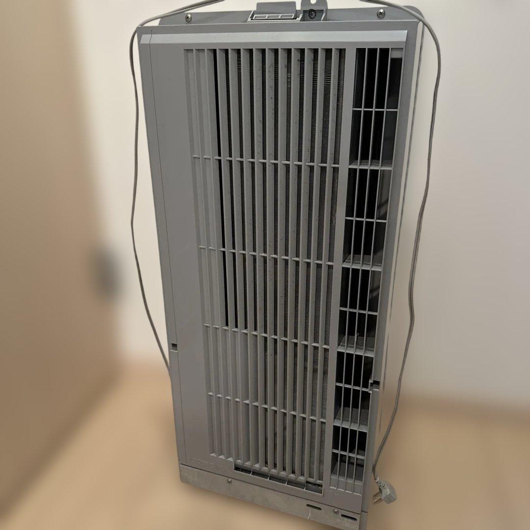 窓エアコン　　コロナ製