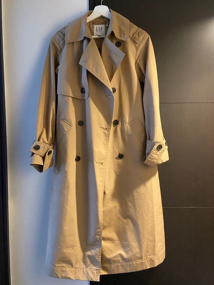 gap sandy liang トレンチコート