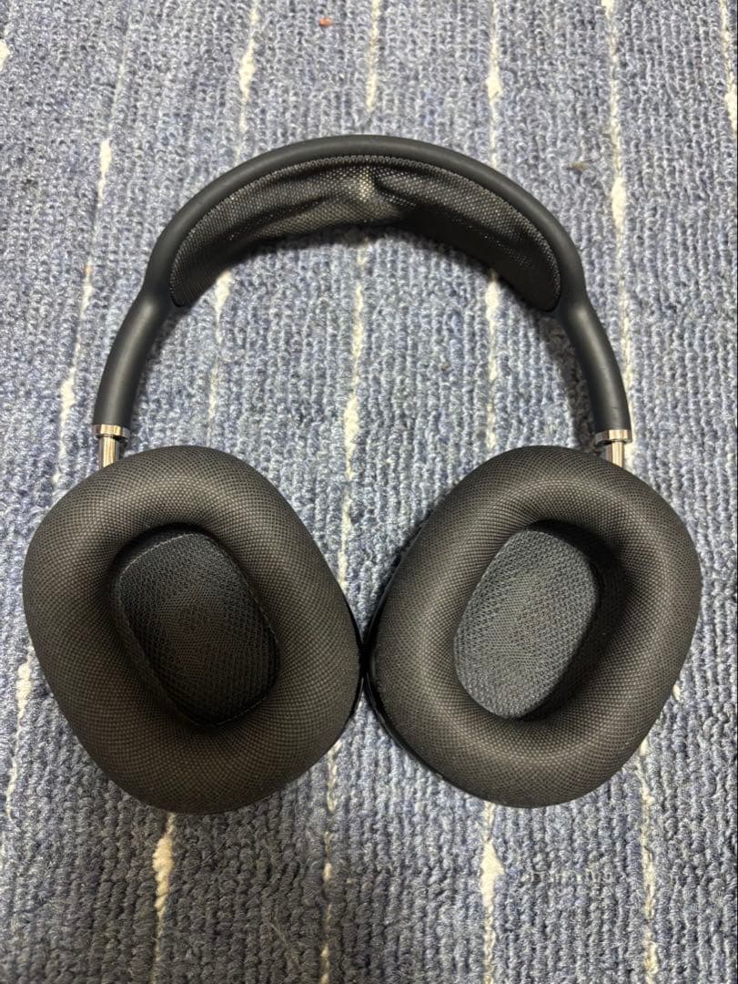 Airpods Maxヘッドフォン