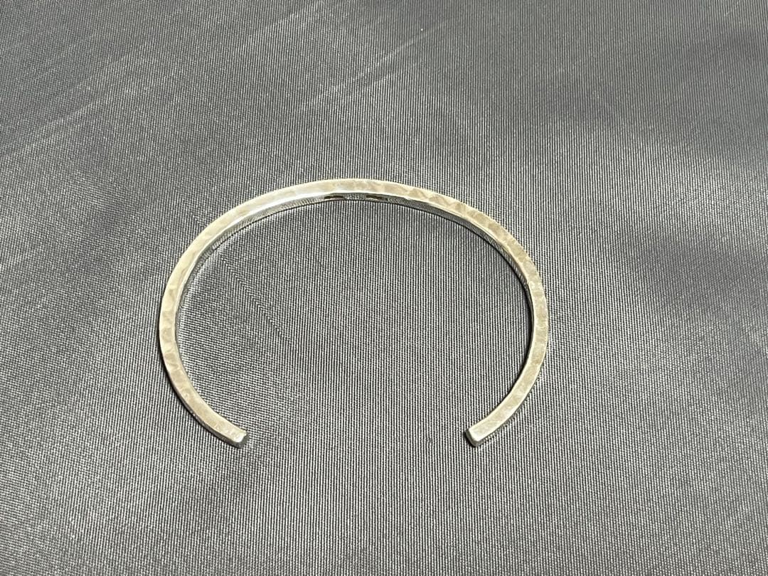 【美品】e.m. イーエム バングル ジルコニア シルバー