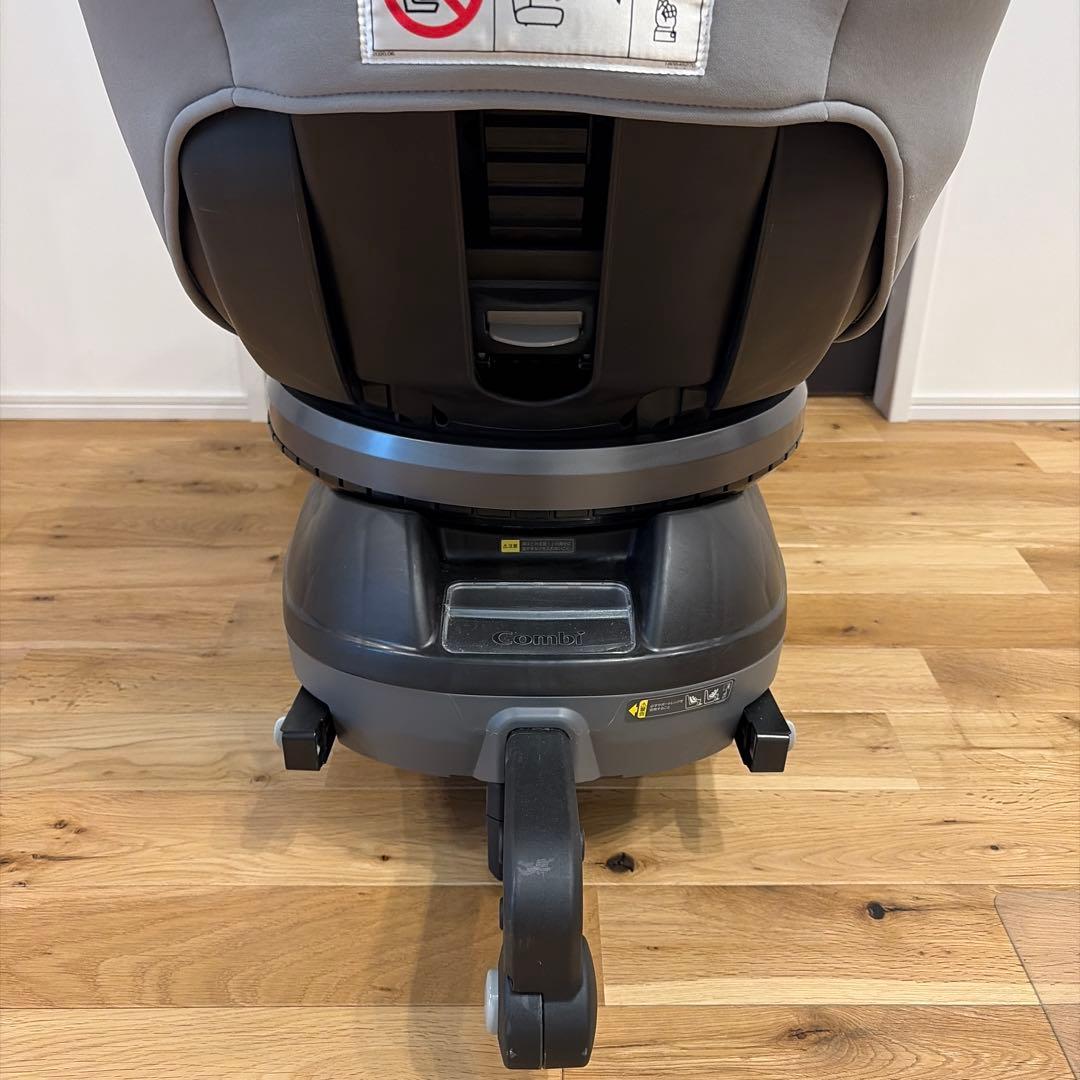 コンビ チャイルドシート クルムーヴ スマートLight ISOFIX2023年