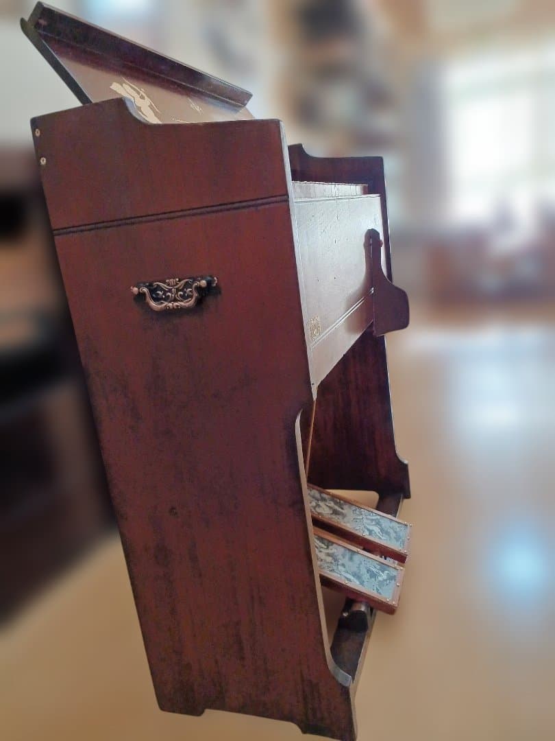 K*i様 足踏みオルガン